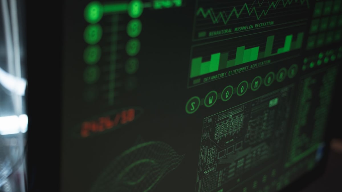 F6: Nine-Year Clone Site Campaign Stole B2B Advance Payments